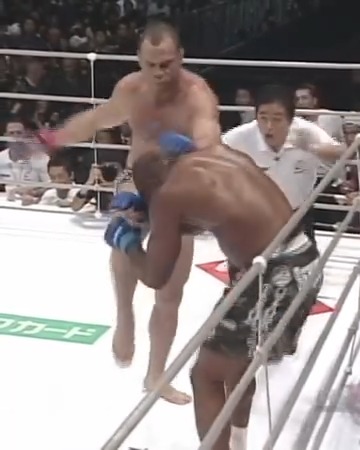 Wanderlei Silva vs Rampage Jackson | Final Conflict 2003