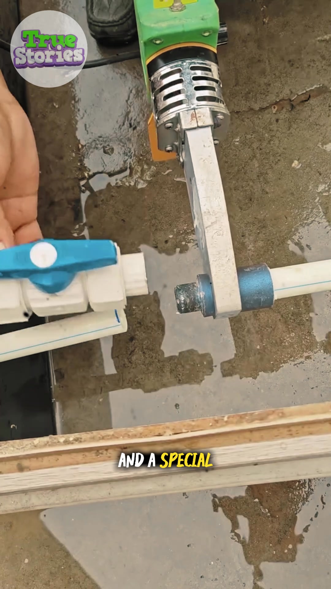 How to Add a Valve to a Running Water Pipe | Sebi Craft Tricks | Facebook