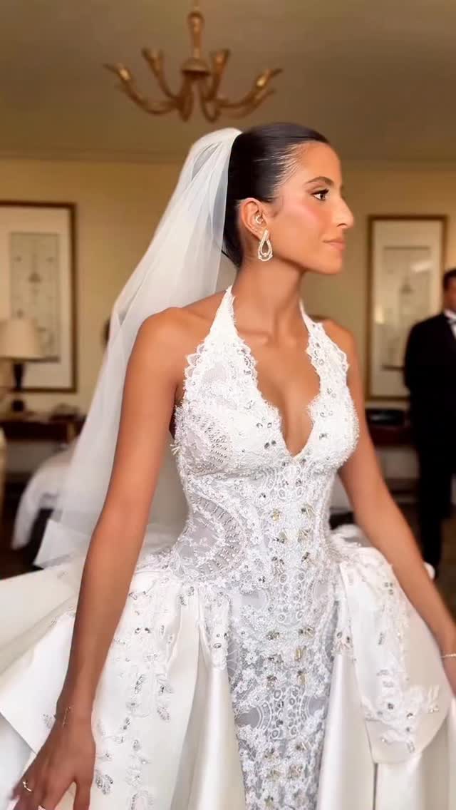 lady amelia spencer wedding dress is a vision in backless embellished gown New In Accessories