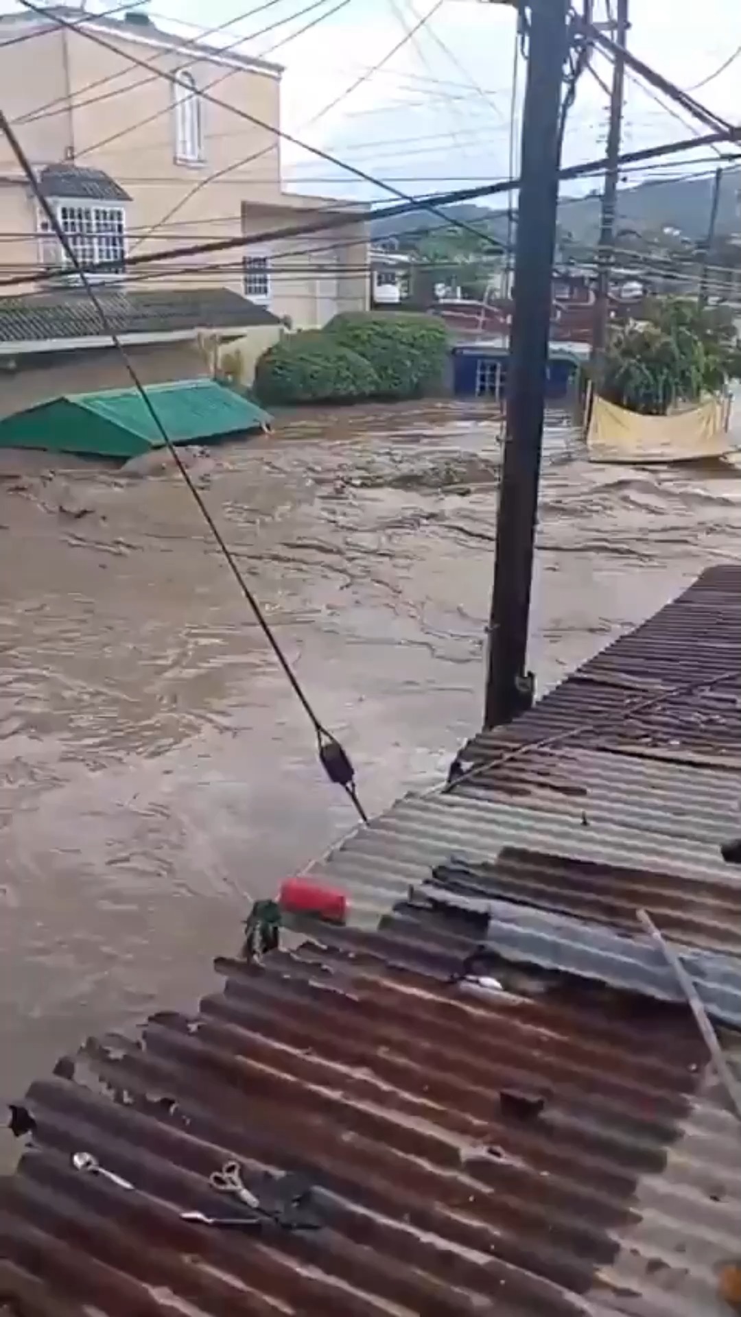 Este viernes, 10 de octubre de 2025, Poza Rica, Veracruz, amaneció bajo ...