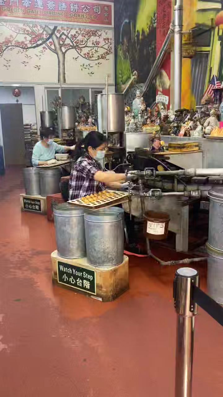 While the fortune cookie may have roots in Japan, the version