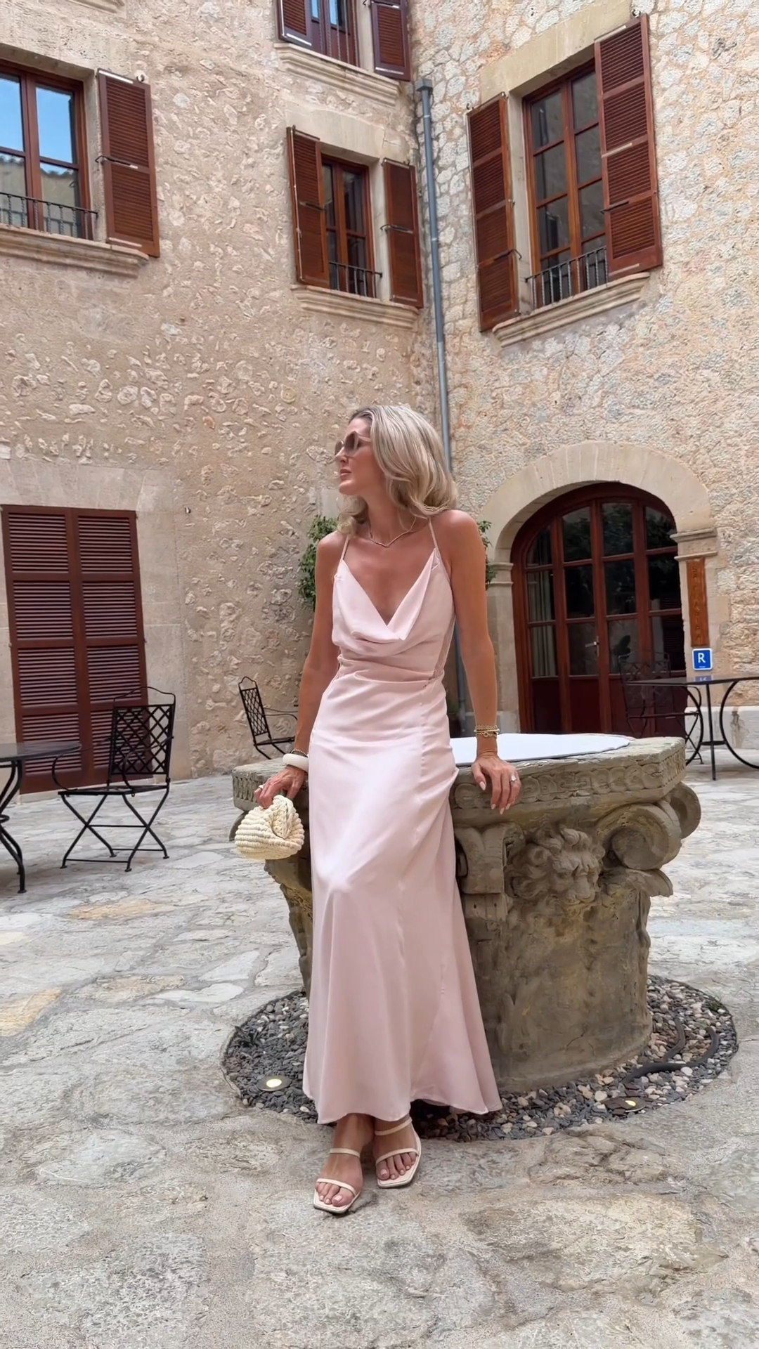 Your sign to get dressed up on your next holiday @‌swoon_love, Shop now: https://karen-millen.visitlink.me/gRHHuI, #KarenMillen #ALifeWellDressed #Summerstyle #SummerDresses #Occasionwe