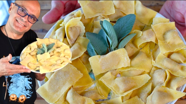 Tortelli di zucca (ravioli) alla Mantovana ricetta ravioli di zucca con ...
