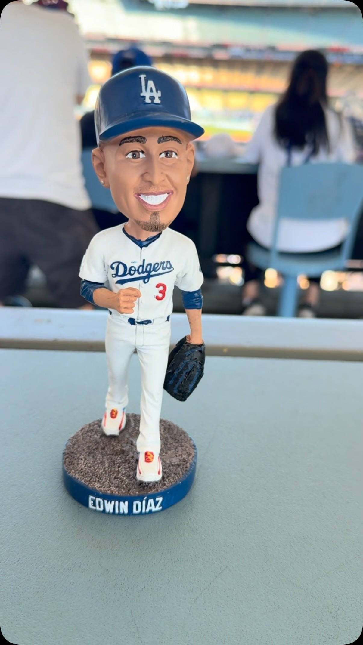 The Dodgers nailed this Edwin Díaz bobblehead. The trumpet