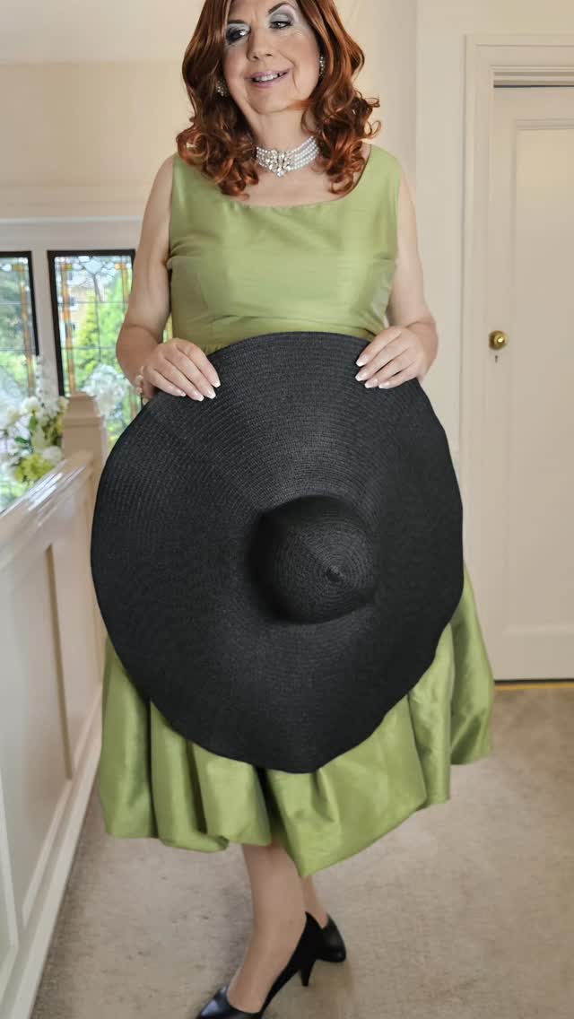 crossdresser green dress Whose that girl in the dress? Only the beautiful @tabatha.tees . What a shoot we had, but this outfit is a favourite #dressingservice #crossdressing #tgirl | Susie Adams 202608