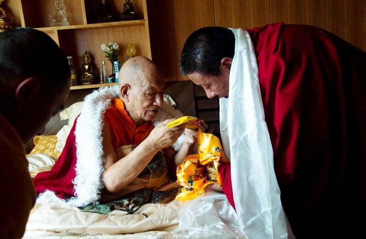 HH Dodrupchen Rinpoche In Tibet around 2006 🙏🙏🙏🌈 | HH Dodrupchen ...