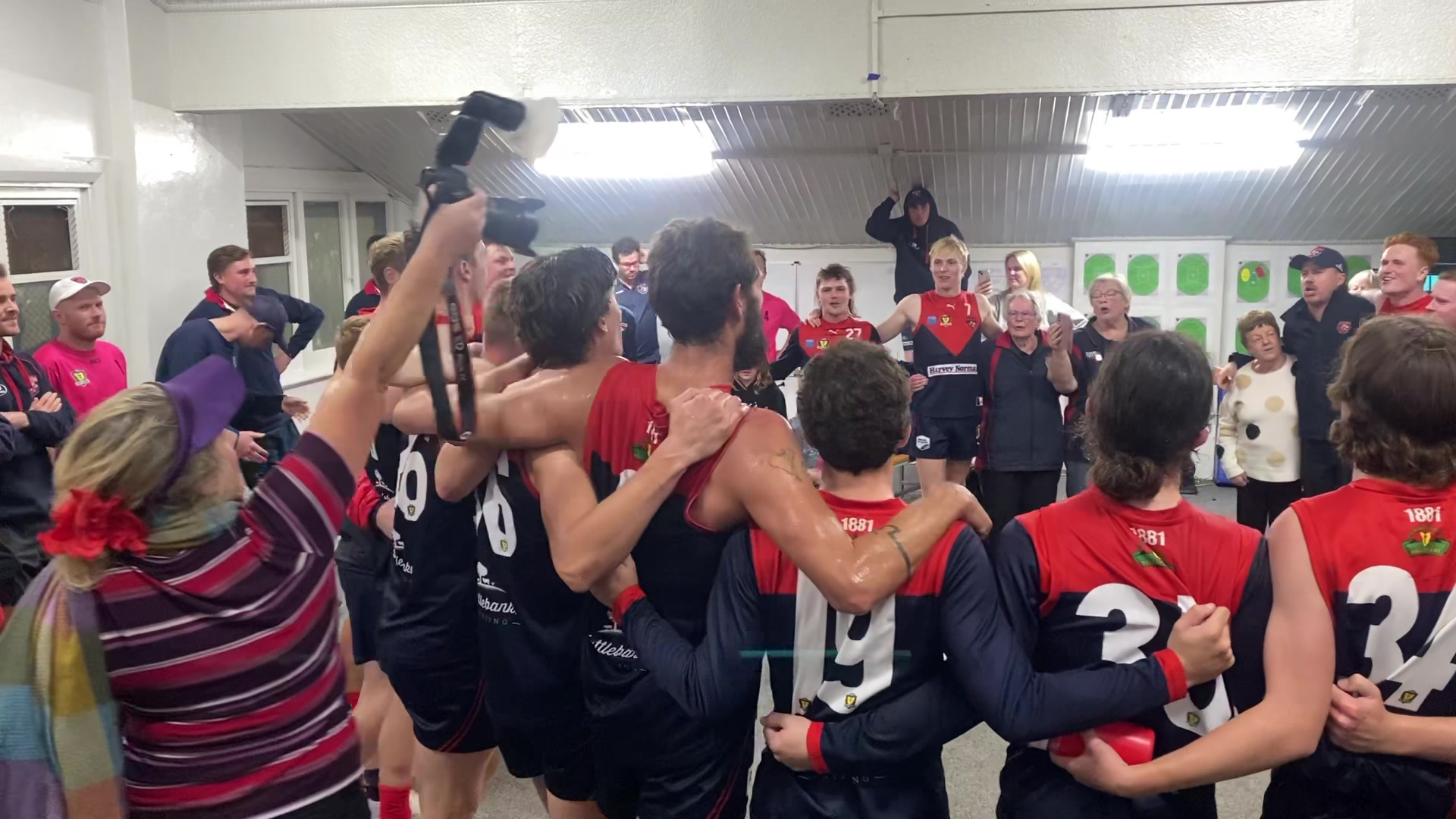 Sing it loud and long Dees supporters. Huge congrats to Adam Bester and ...