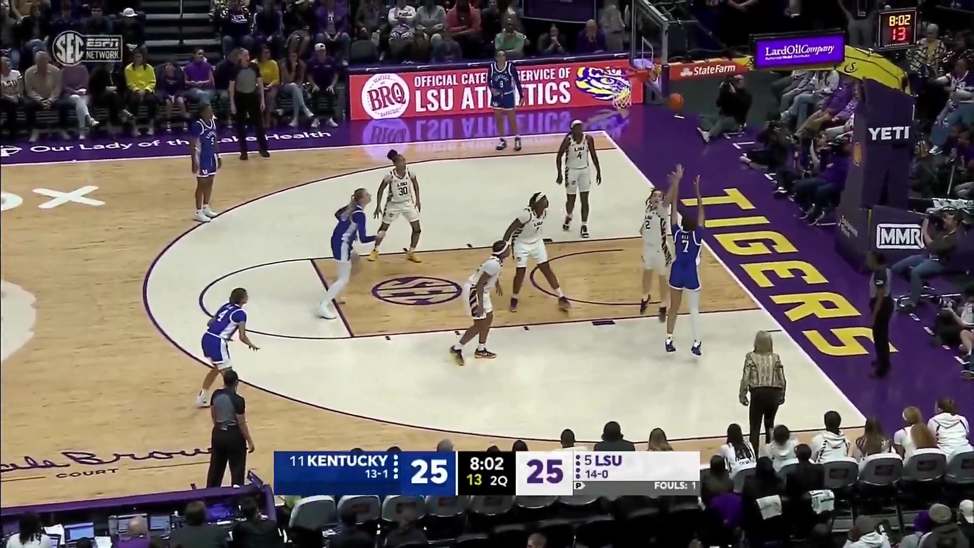 Teonni Key with the jumper!! #BBN Video Credit: SECN+ | Bluegrass ...