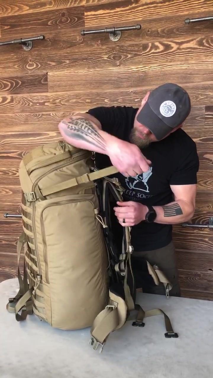 best backpacks for traveling with a computer Travel Laptop Backpack, 17 Inch Extra Large Laptop Backpack USB Charging Hole 45L Anti Theft Travel Backpack Water Resistant College Business Bag Fit 17.3 Inch Laptop Men Women New York XPress 8160Laptop 201712 Color:PFGD-Pufferfish Gold
