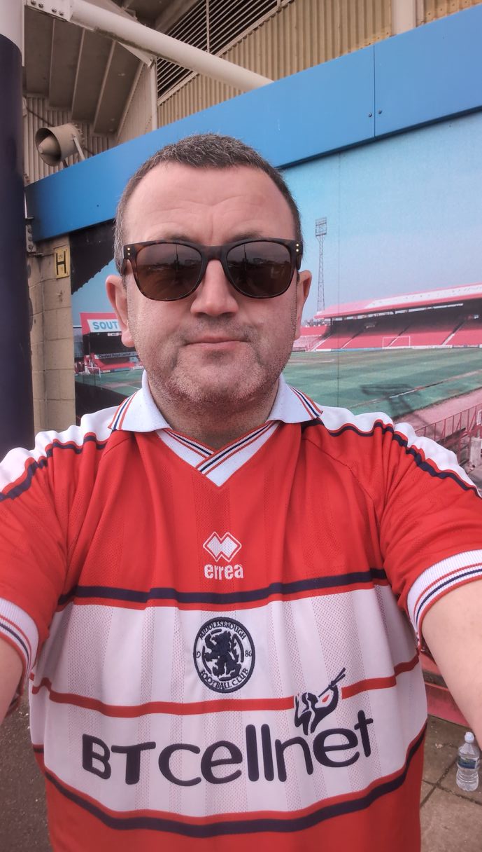 👕⚽Retro Boro Shirt Day at the Riverside This one is from the