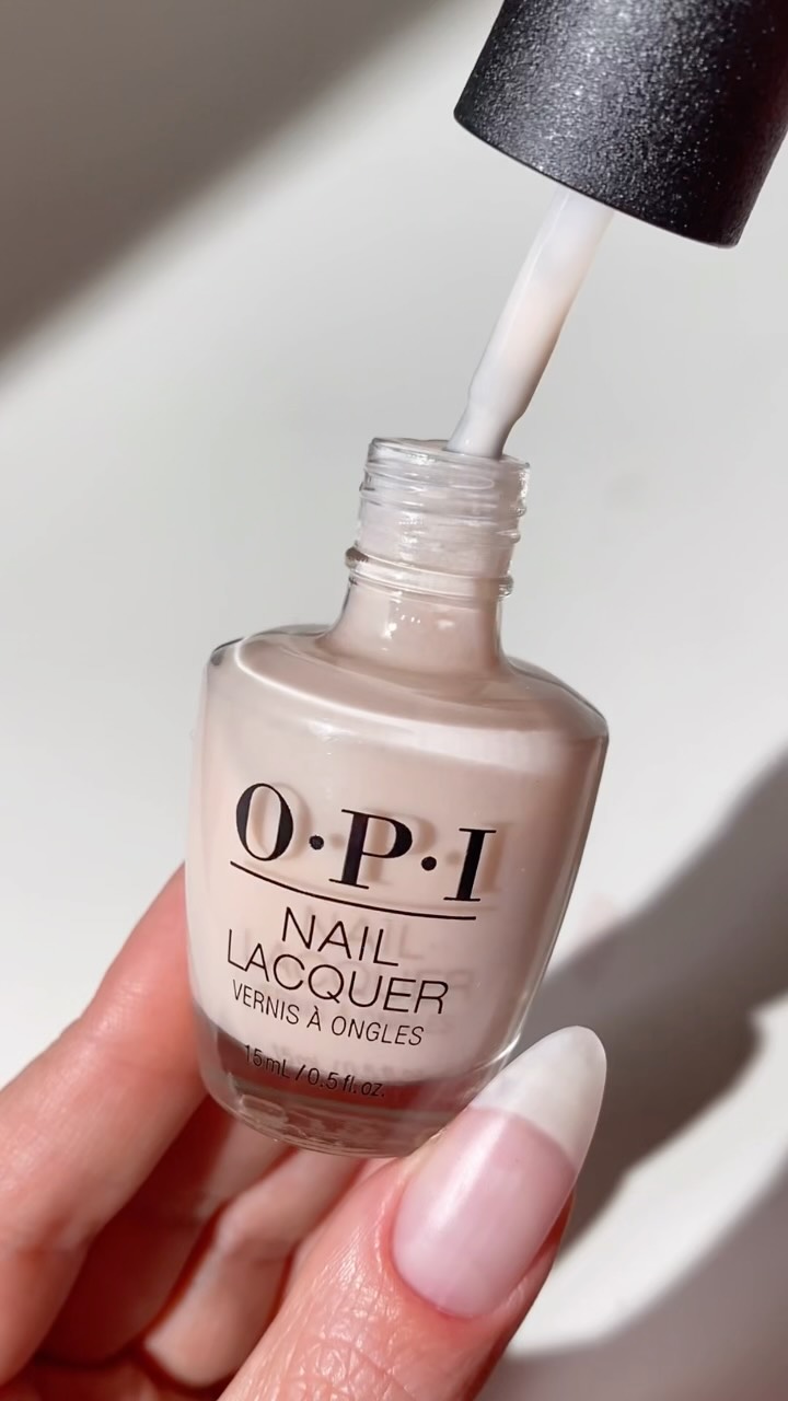 OPI - Deck your digits in 18K gold this holiday season with Gwen