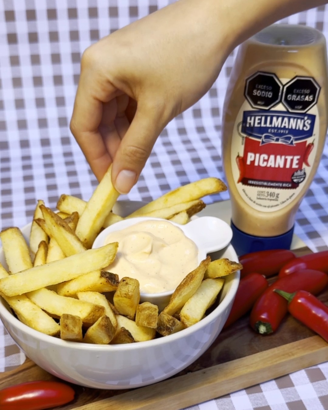 Hellmann's - PONELE SABOR A TOOOODAS TUS COMIDAS, PONELE HELLMANN´S ...