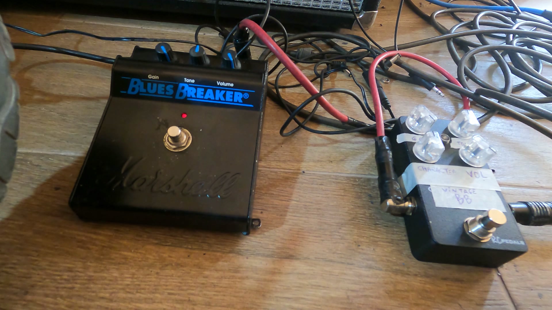 Are bluesbreaker and marshall-in-a-box pedals different sonic