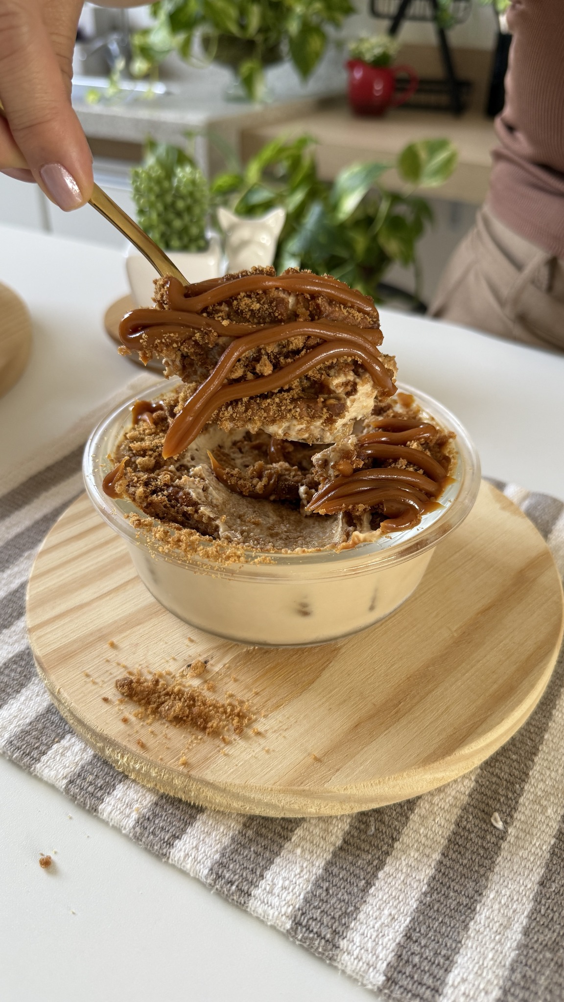 菓子 KANA Tá viralizando… e agora você entende o porquê 🤍 Esse cheesecake
