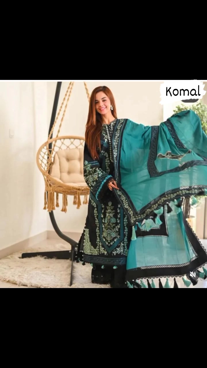 #KomalMeer #pakistanifashion #pakistanidrama #Pakistan #komal # ...