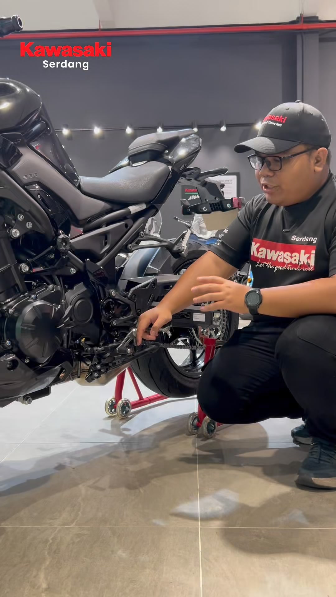 🐉 All-New Kawasaki Z900 – The Art of Power 🐉 Exuding confidence