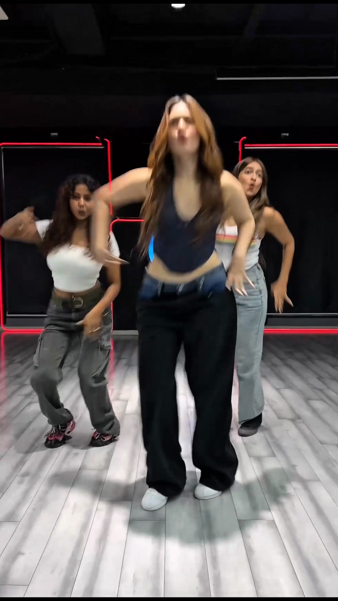 Step-by-step Kaavaalaa hook step flow inspired by Tamannaah Bhatia! I ...