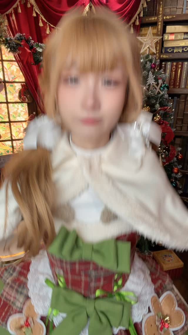Ayuyu 유유 (@ayuyuudesu) • Facebook