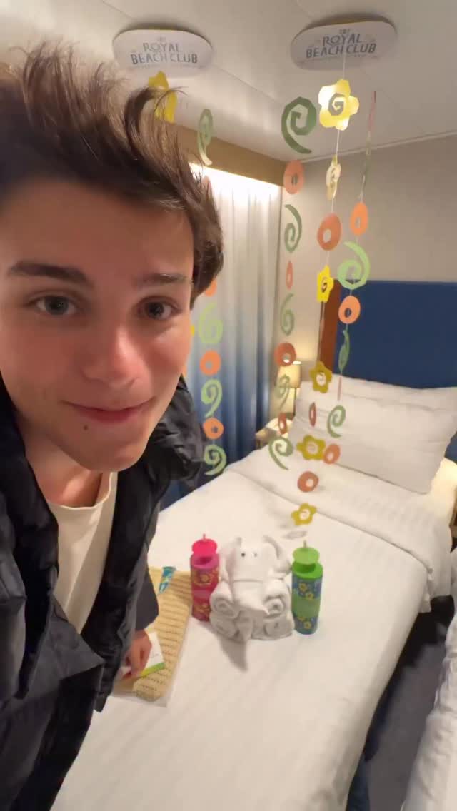 Having the best night on Royal Caribbean’s Wonder of the Seas! Ice ...