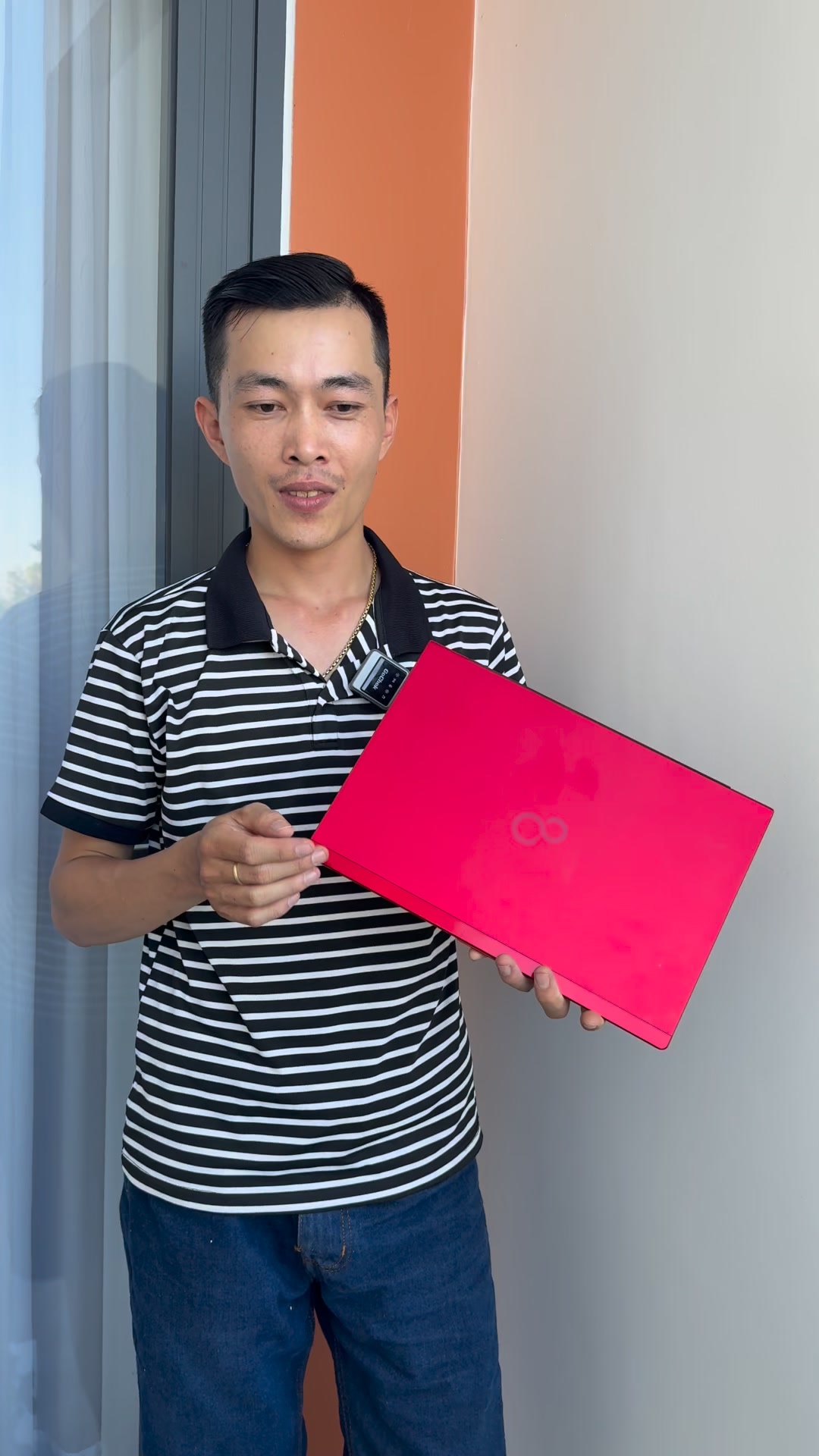 Chỉ 3tr6/máy Laptop Fujitsu Lifebook A579 i5 thế hệ 8 màn hình