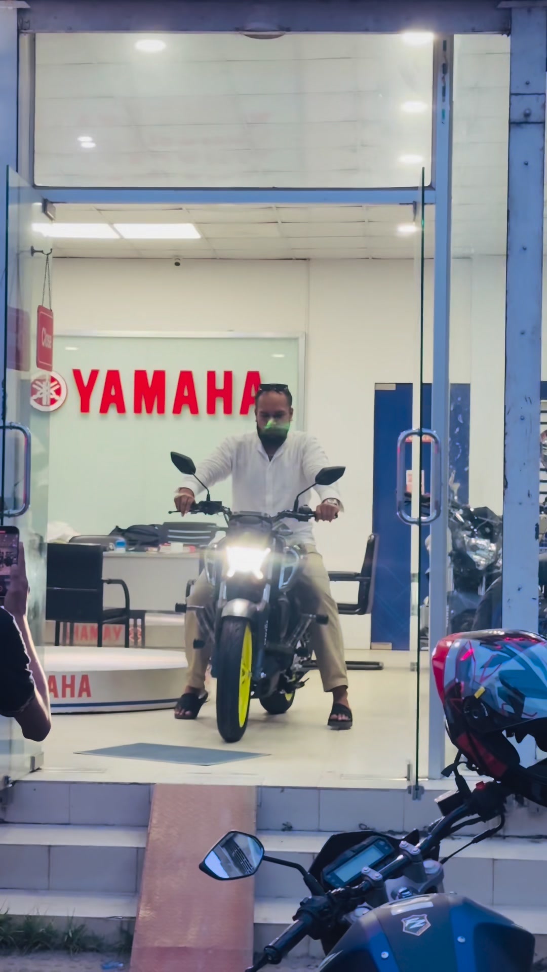 এসেছি তকে নিয়ে ফিরবো বলে #fzsv4 #155c #rider #biker #trendingshorts # ...
