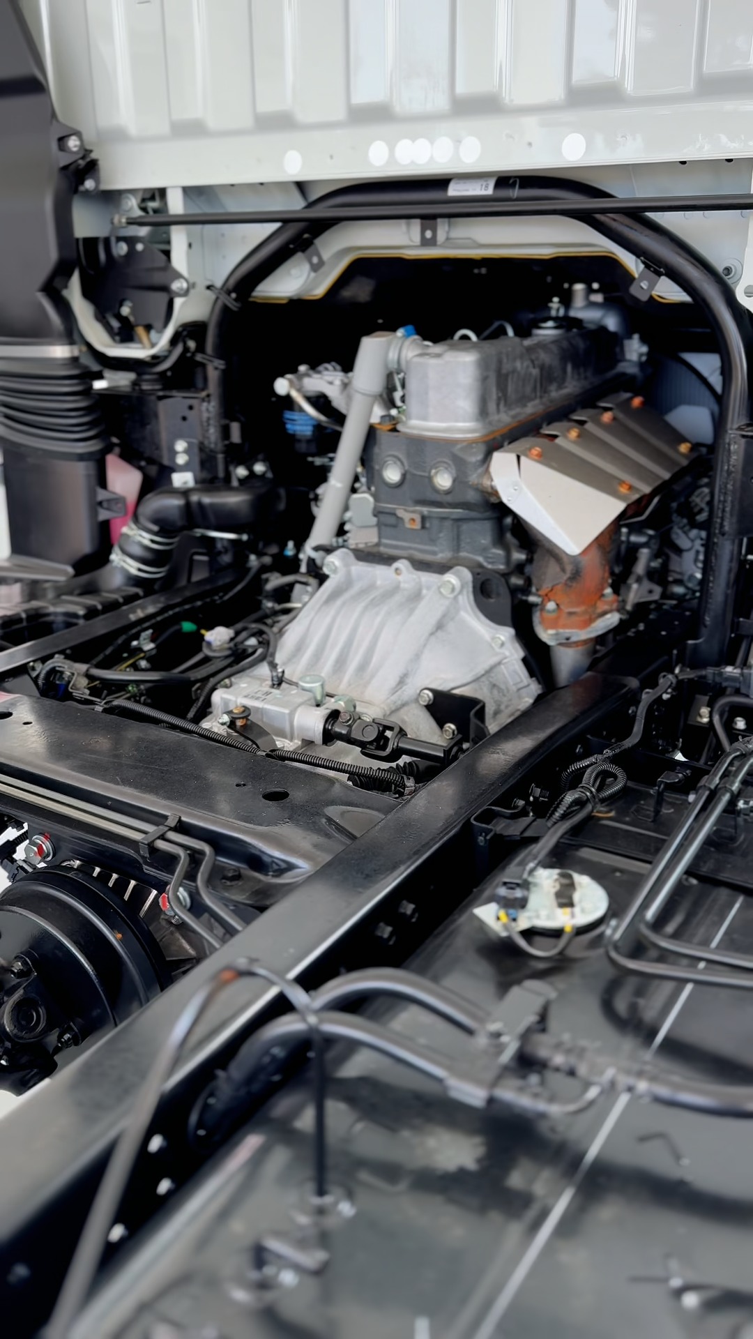 🚛 Descubre el Canter FE73 por dentro y por fuera. Cada detalle de su ...