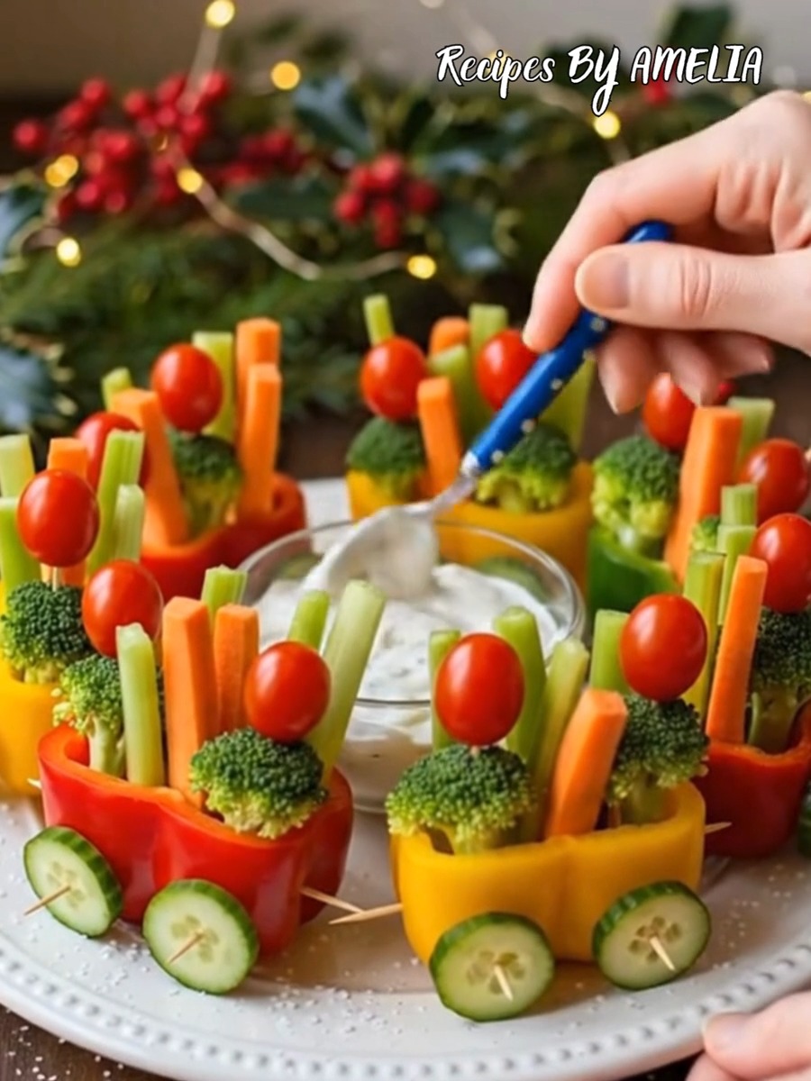 🚂 Colorful Veggie Train Appetizer 🥦🥒🥕 #HealthyHoliday #VeggieTrain # ...