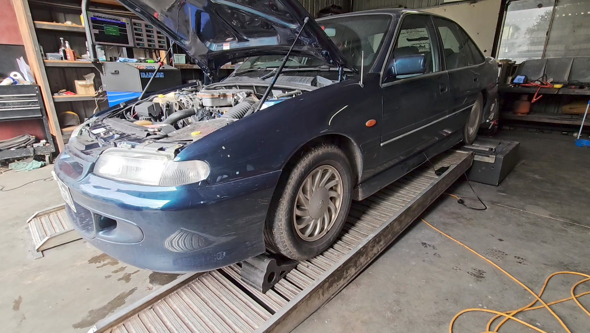 Vs v6 ecotec on the dyno. Std cam Just bolt on's Mace plenum spacer ...