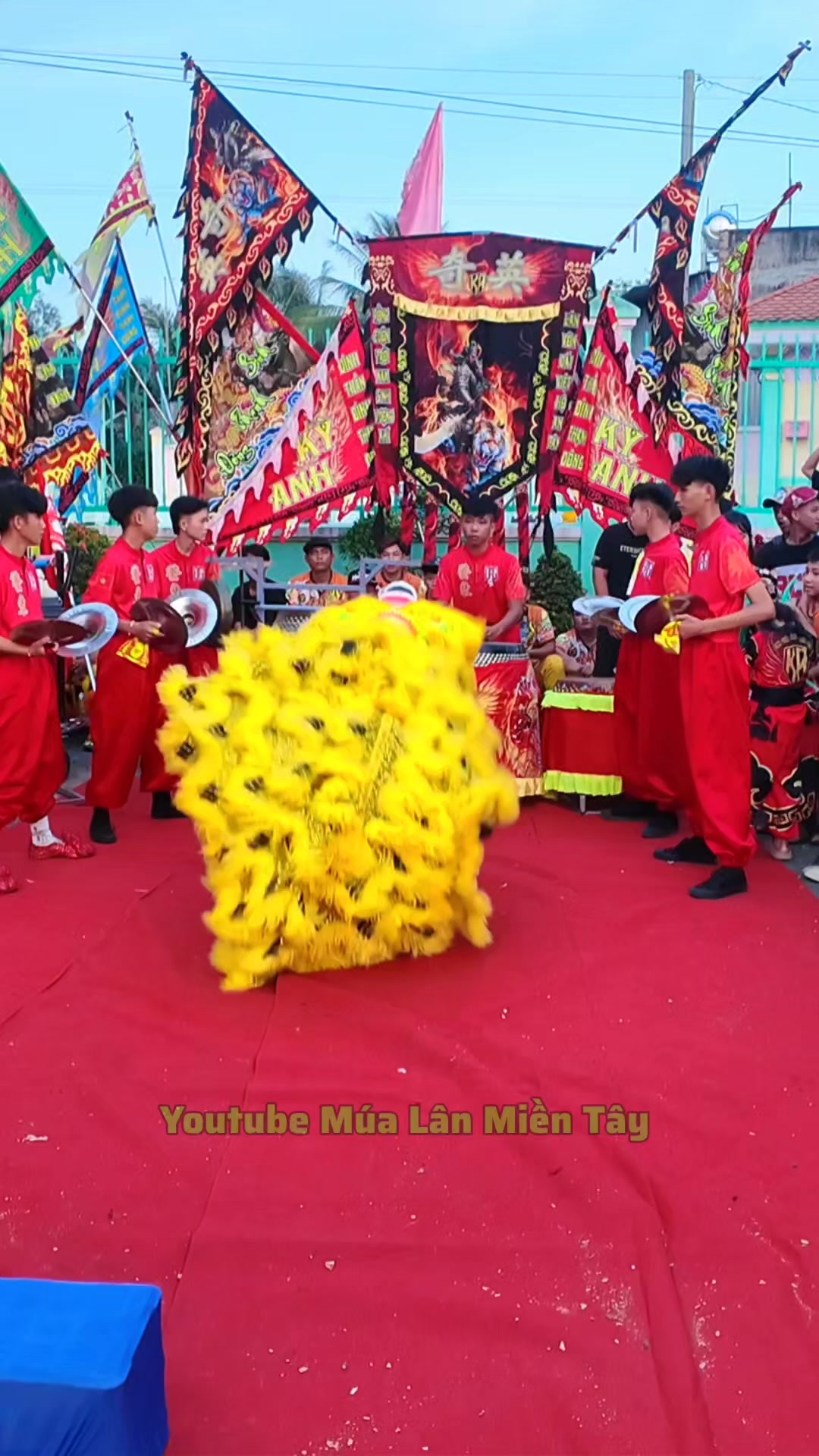 Múa Lân Cực Hay 2025