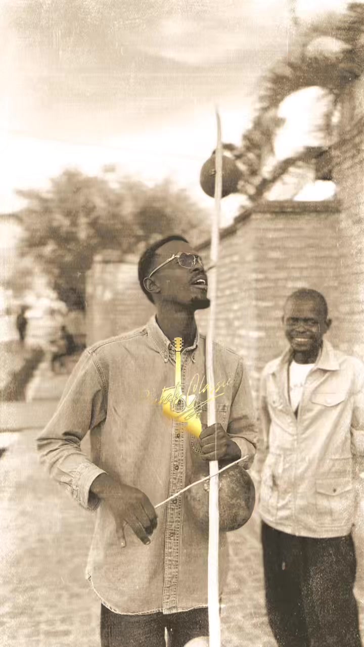 Une autre version d’OBWINJA avec un instrument rare de la tradition ...