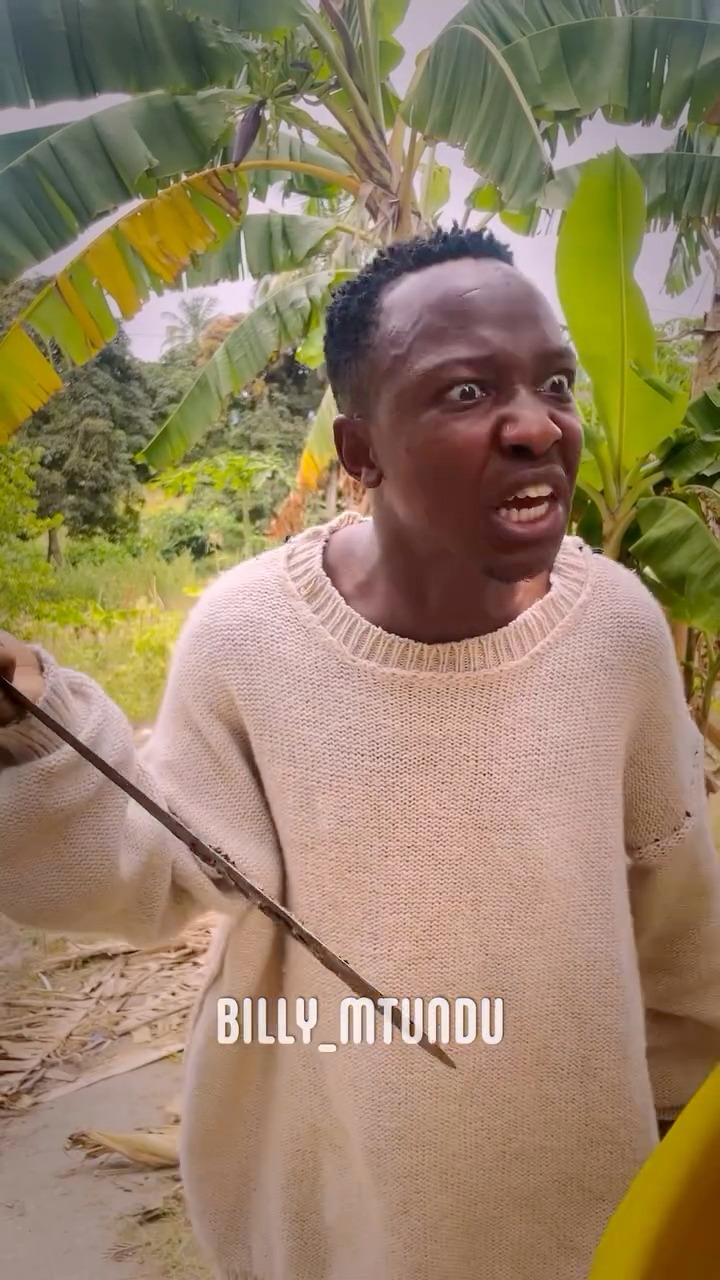 Wahenga mtasema nini kuhusu hii mtoto akiunyea mkona usiukate mimi ...