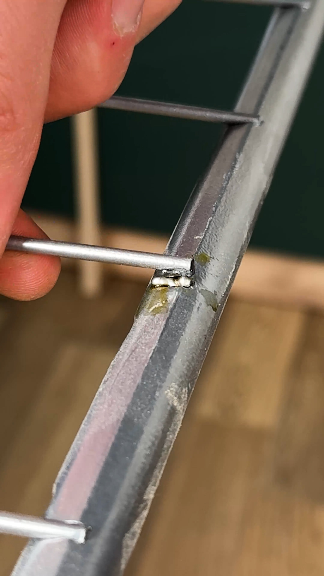 Clothes drying rack fix method | Genius Craft | Facebook