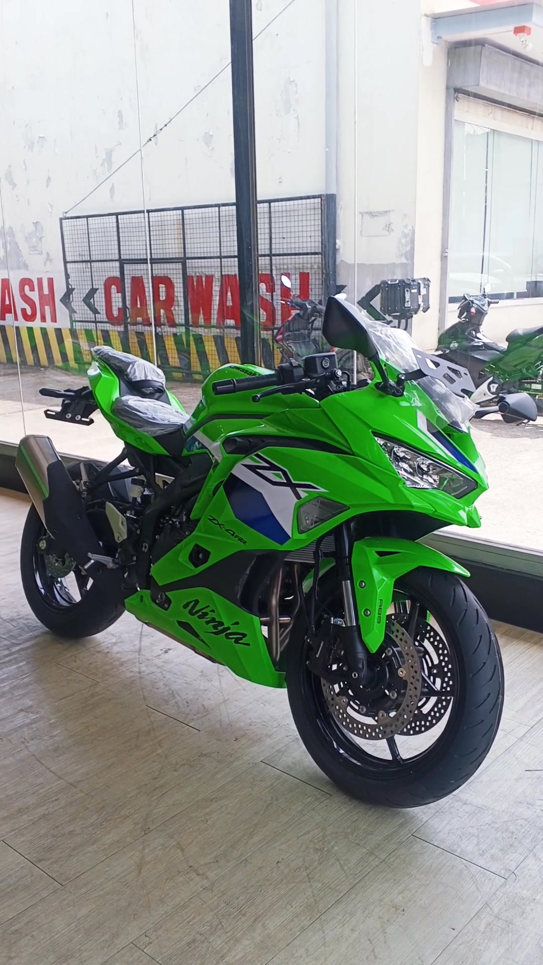 Dreaming about the Kawasaki ZX-4RR every night? 🏍️ Maybe this is