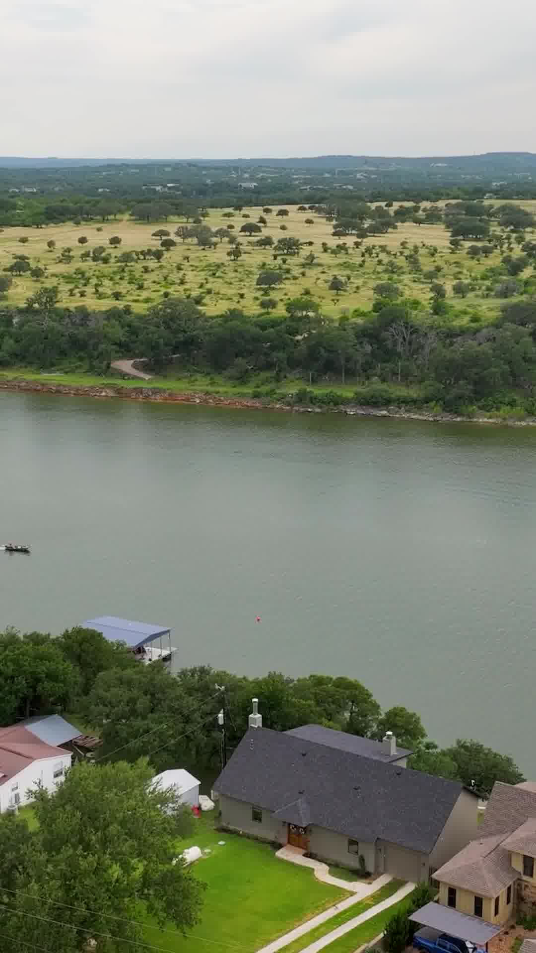 We'll let Lake Travis do the talking on this one 🏄‍♀️ 24423