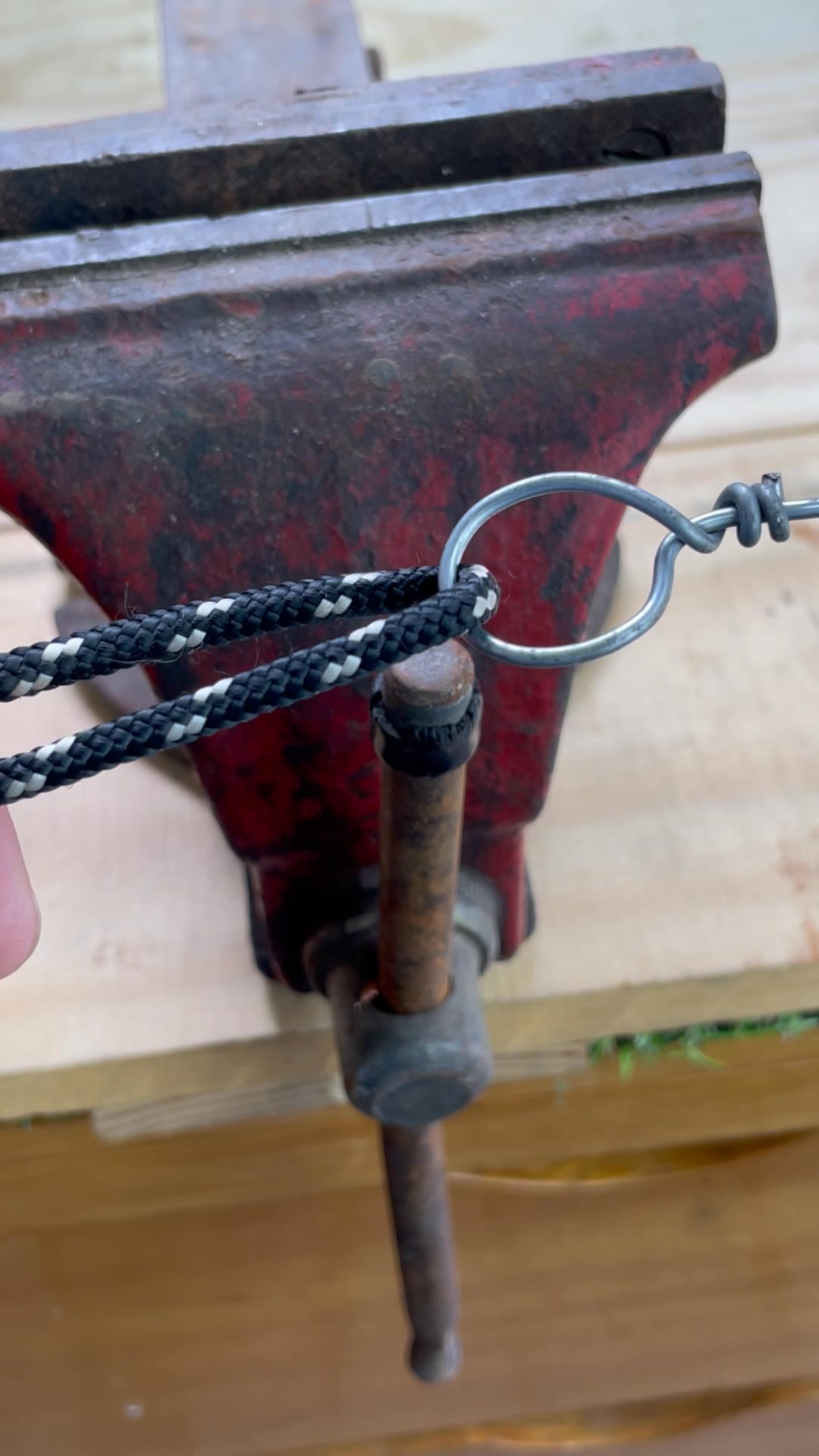 Simply this professional used this method to thread the rope over the ...
