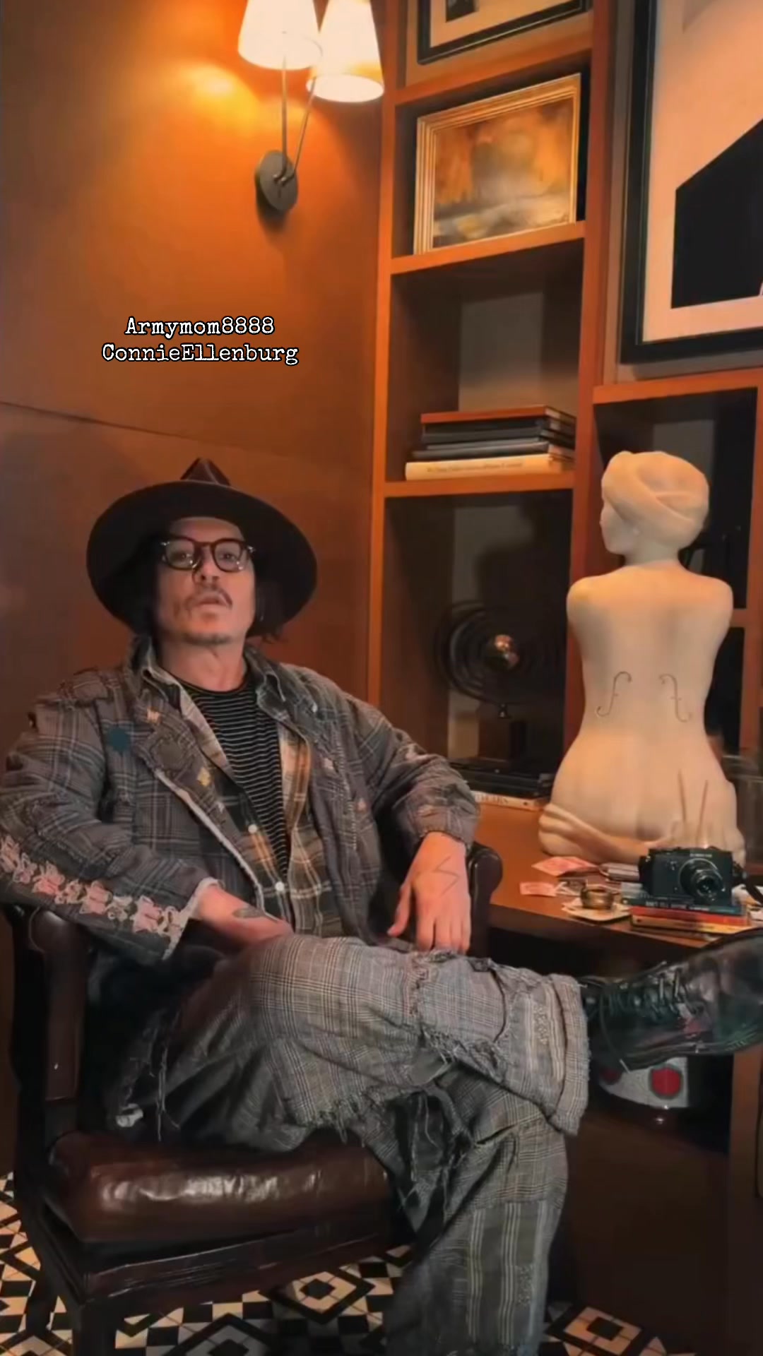 Johnny Depp's art exhibition coming to Japan