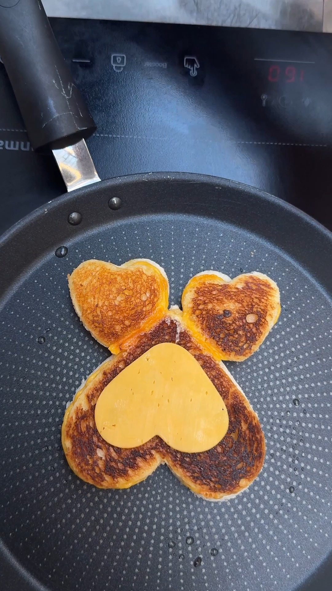 Rabbit Grilled Cheese! The perfect blend of cute & cheesy 🧀🐰 | Chefclub ...
