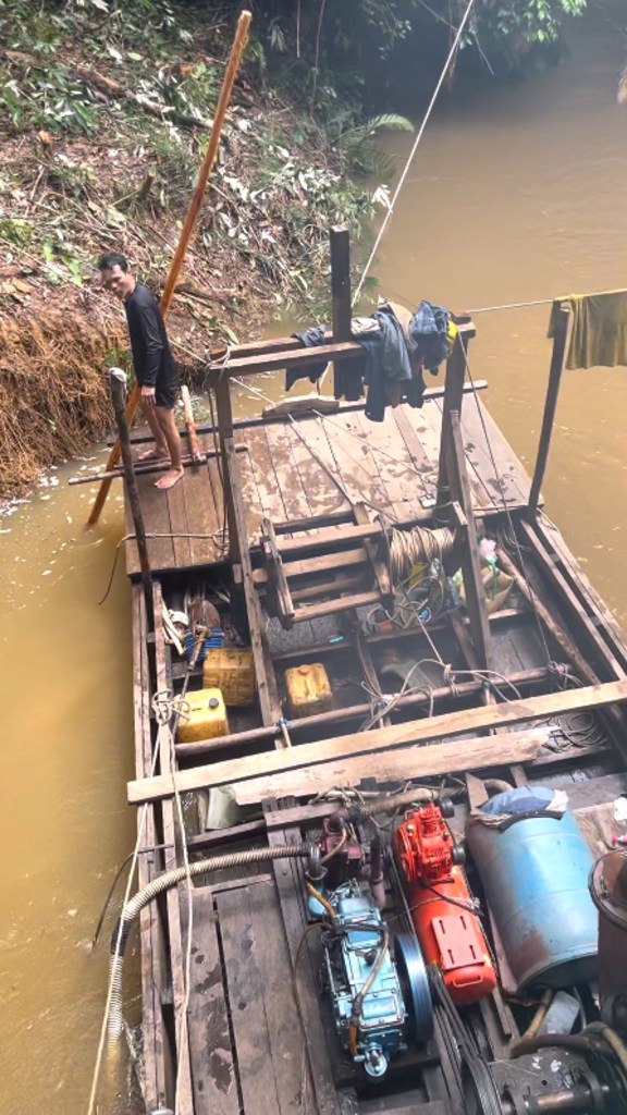 Hunting for gold on forest riverbanks when the flood season arrives ...