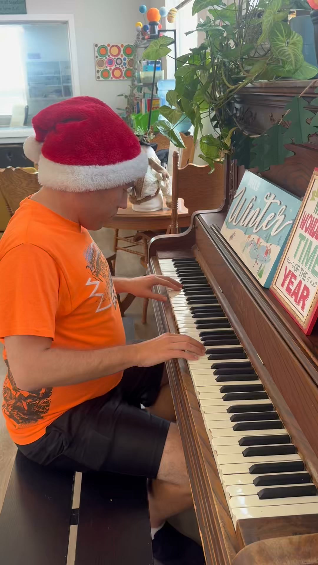 city sidewalks busy sidewalks dressed in holiday style lyrics sidewalks, sidewalks, style, In the air there's a feeling like Christmas…., It wouldn’t be Christmas in July if we didn’t have Maestro Jimmy playing us some carols! , 🎶 🎹 carol the bells song lyrics
