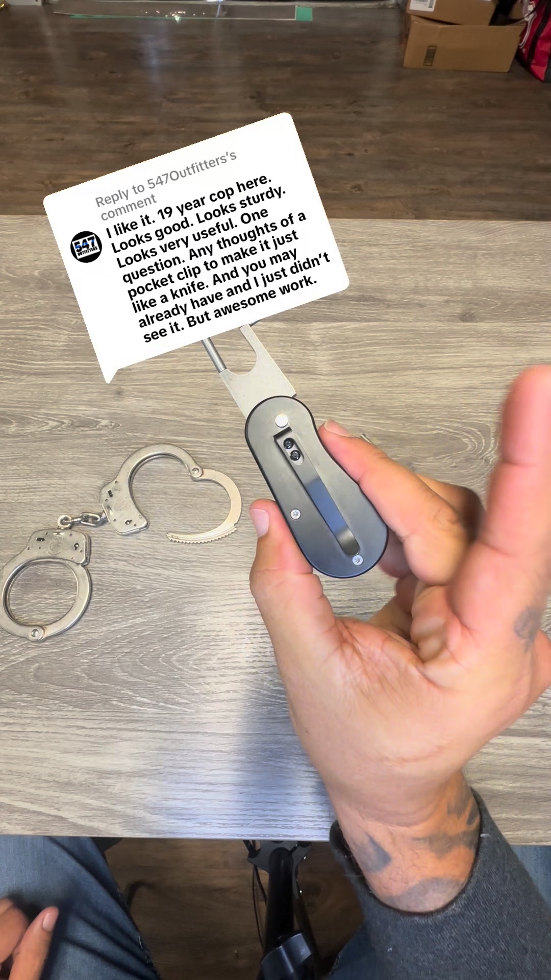 👮‍♀️”RETRACTABLE, FAST, SECURE.”No more fumbling or fidgeting when ...