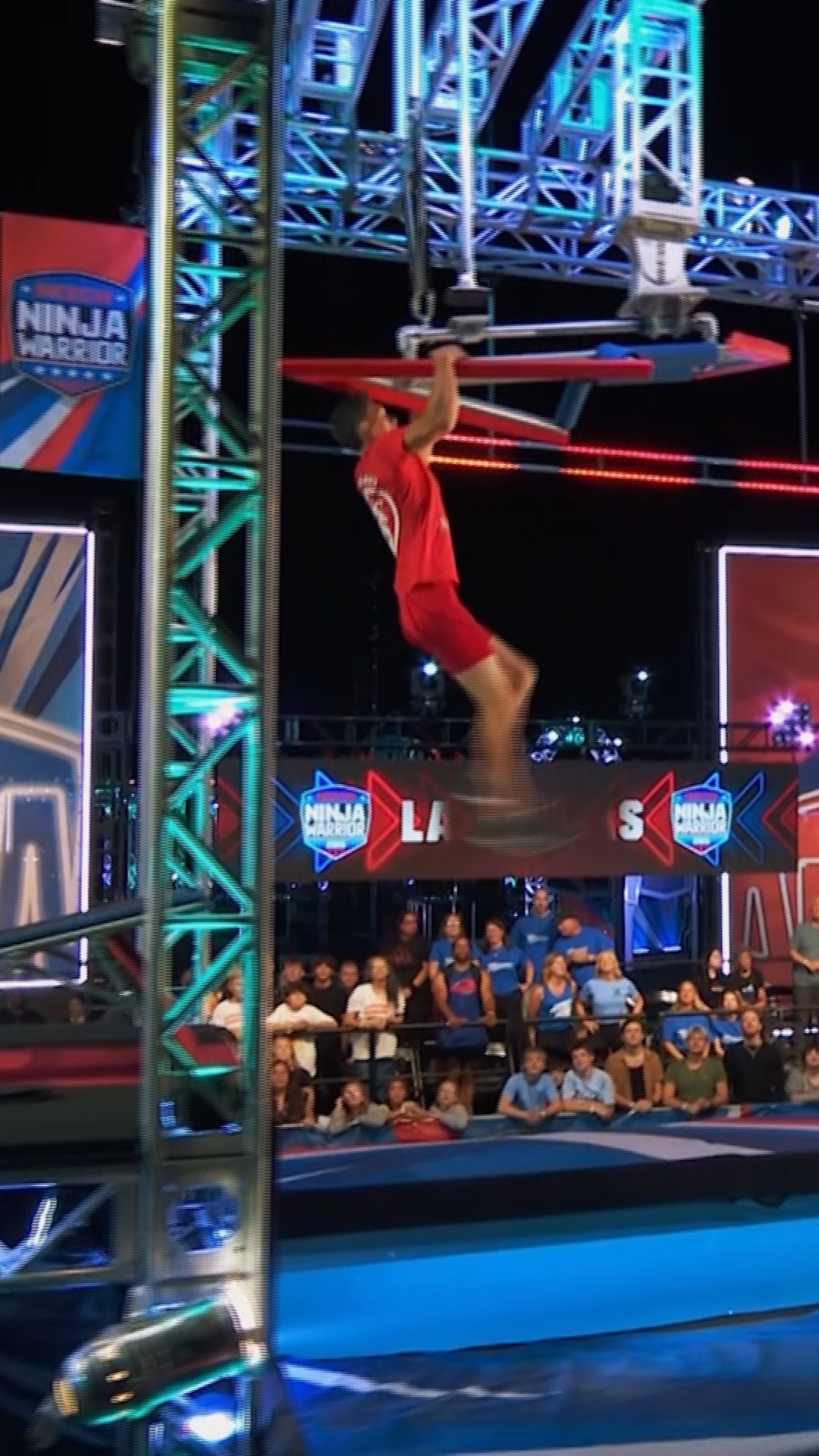 Kirill Rebkovets is putting on a show! American Ninja Warrior
