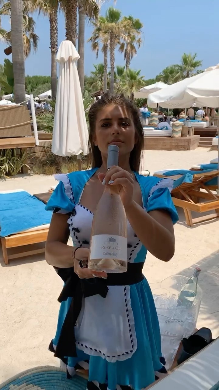 nikki beach st tropez dress code Club in St. or Monaco experiences? Beach mallorca SIZ:8 7.29.26MDs Shiny Maxi Dress -