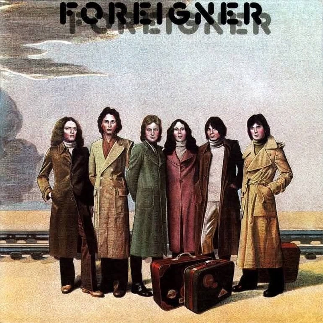 08 de marzo de 1977. Se lanza el álbum homónimo de Foreigner