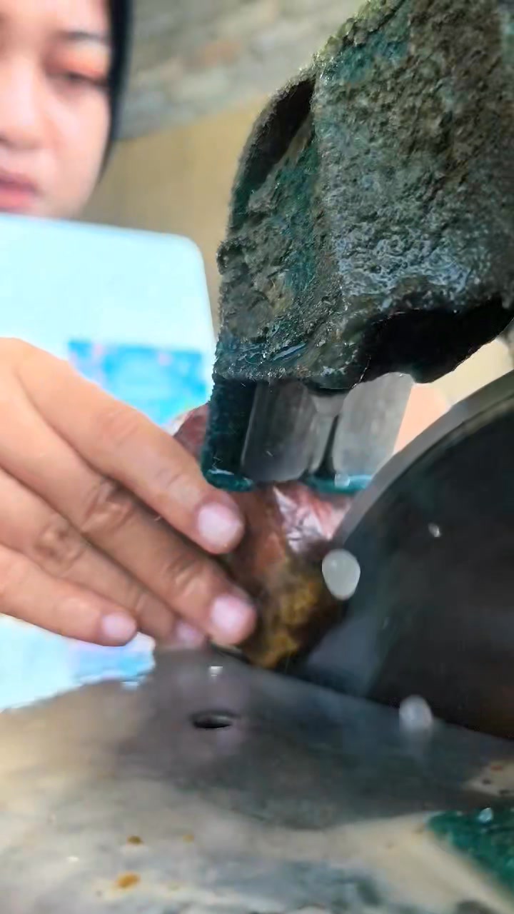 Batu jasper tapi.. #belahbatu #gemstone | Dedi Permanto | Facebook