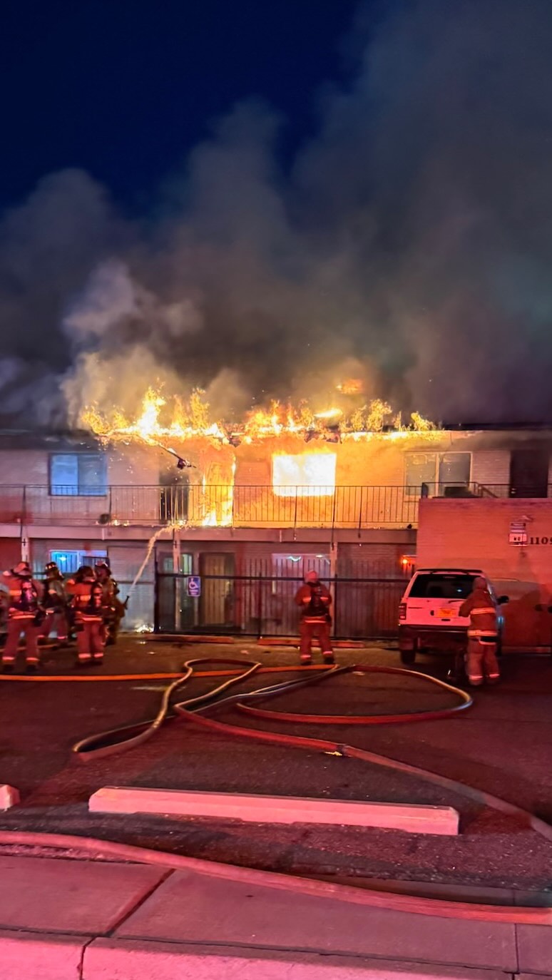 Extended cut of a structure fire at two story apartment building on ...