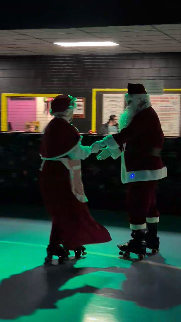 Santa and Mrs. Claus sharing a special couples skate! | Roller Roost ...