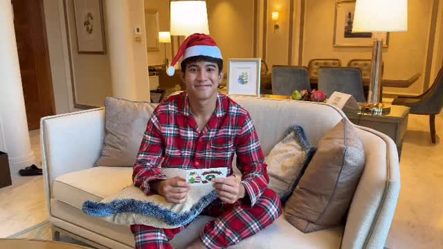 Merry Christmas po sa lahat! | Kenneth Rios Marcelino | Facebook