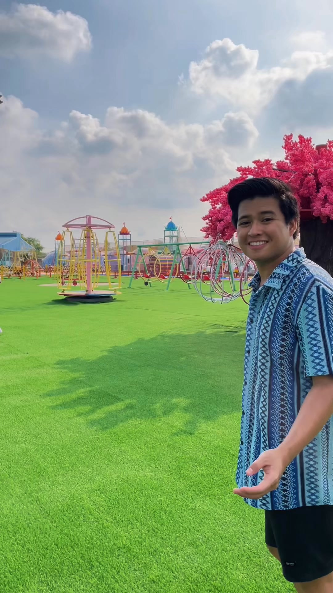 Biggest Inflatable pool in Bulacan 🏝️⛱️ Rayloong Resort •Full vlog will ...