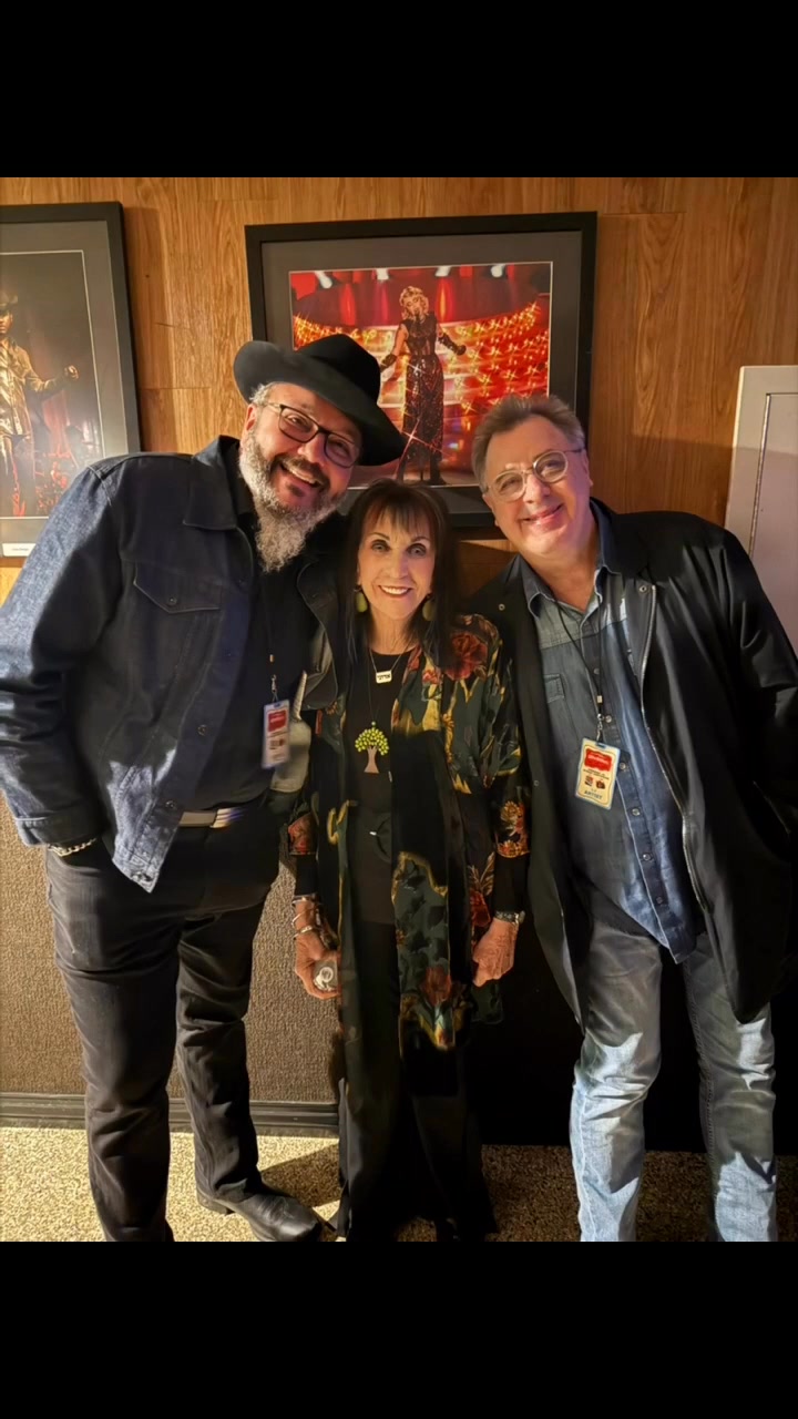 What a fantastic night at The Ryman Auditorium celebrating Larry, Steve ...
