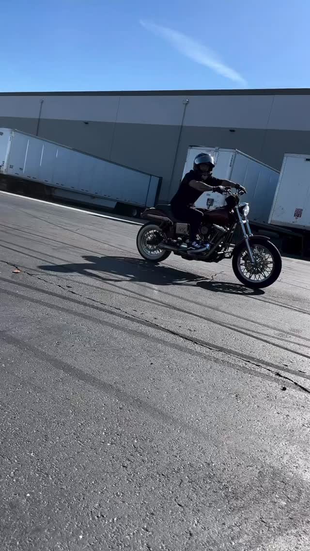 Lot session Ft @rad_ricky 😮‍💨 - - - - - - - - #harleydavidson #dyna # ...
